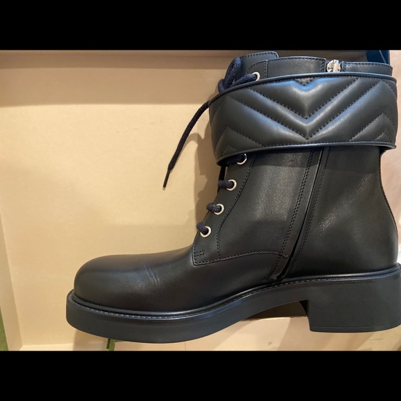 *** BRAND NEW Gucci Matelasse Strap Bootie - Picture 5 of 9